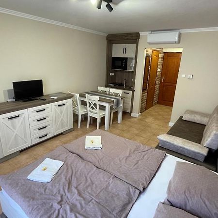 Dalma Apartment Gyula Exterior photo