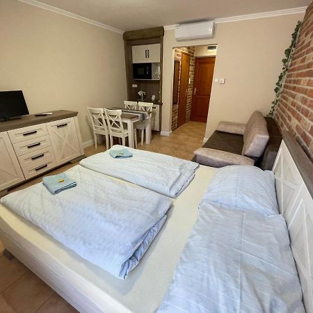 Dalma Apartment Gyula Exterior photo