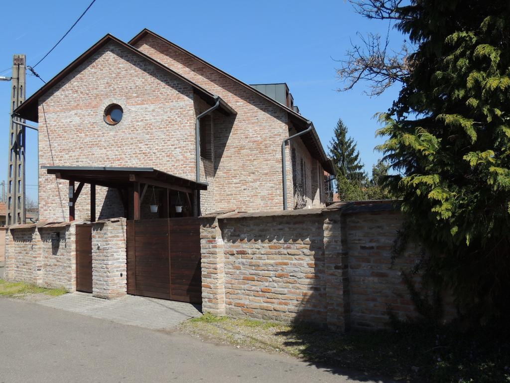 Dalma Apartment Gyula Exterior photo